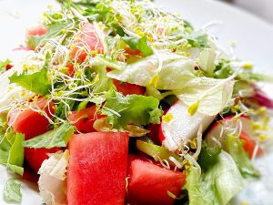 Salat mit Sprossen